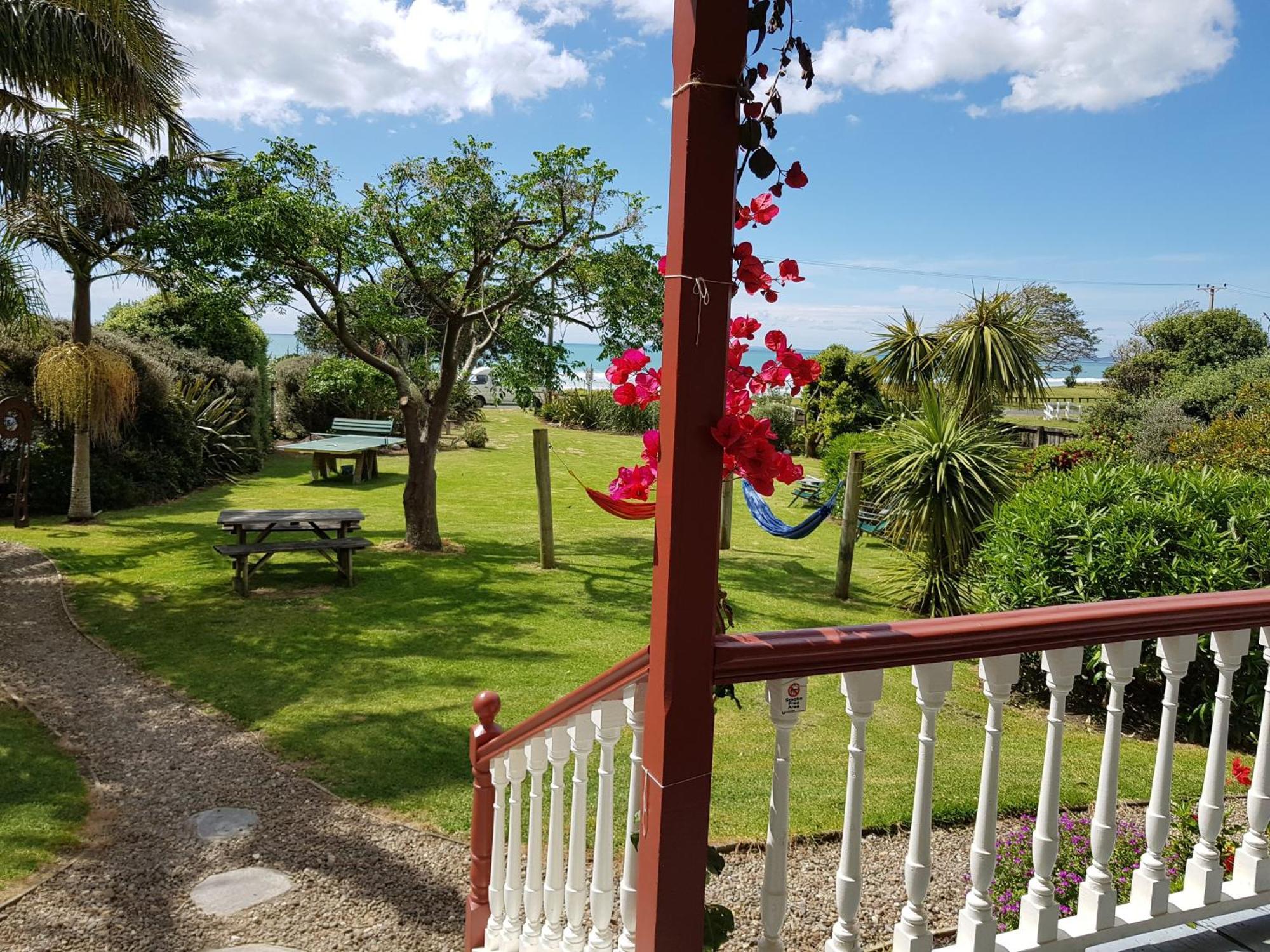 Endless Summer Lodge - Guesthouse Ahipara Eksteriør bilde